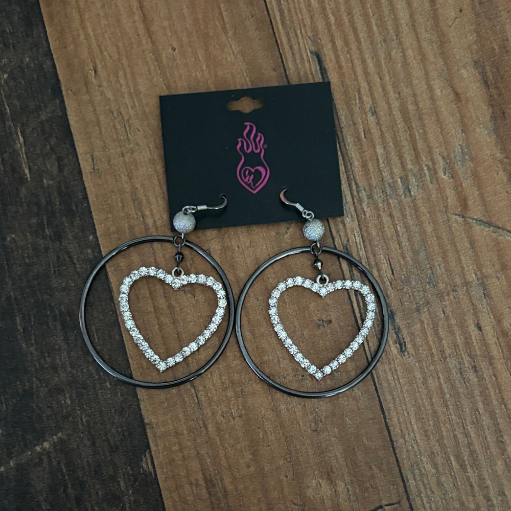 Torrid Silver Heart Hoop Earrings‎